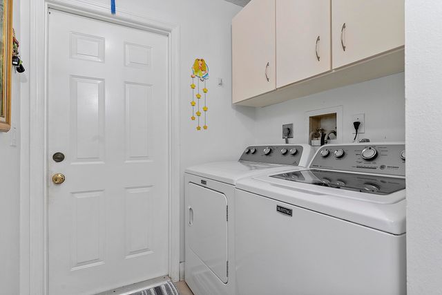 761 Greenbriar Avenue, Davie, FL 33325