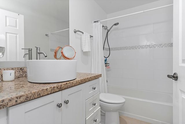 761 Greenbriar Avenue, Davie, FL 33325