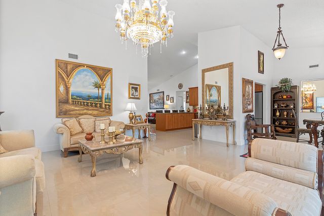 761 Greenbriar Avenue, Davie, FL 33325
