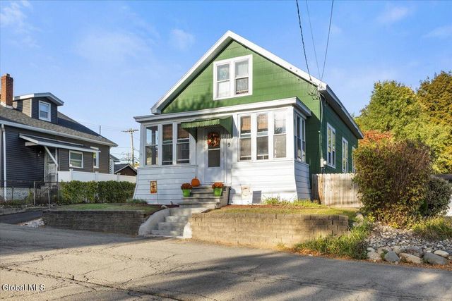 9 Corthell Street, Colonie, NY 12205