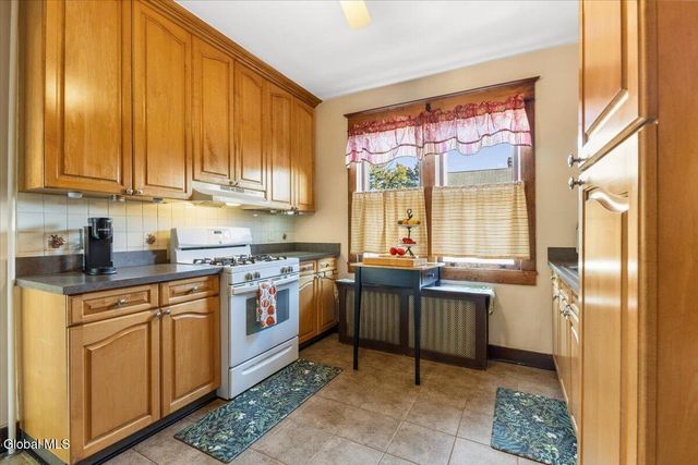 9 Corthell Street, Colonie, NY 12205