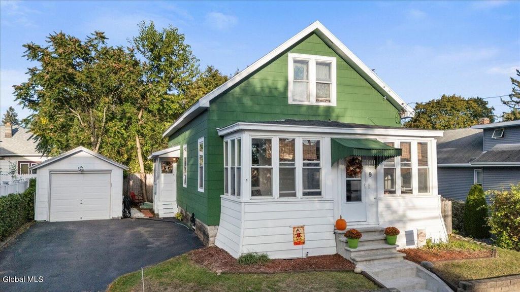 9 Corthell Street, Colonie, NY 12205