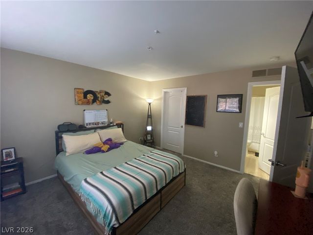 7720 SECRET SHORE Drive 106, Las Vegas, NV 89128