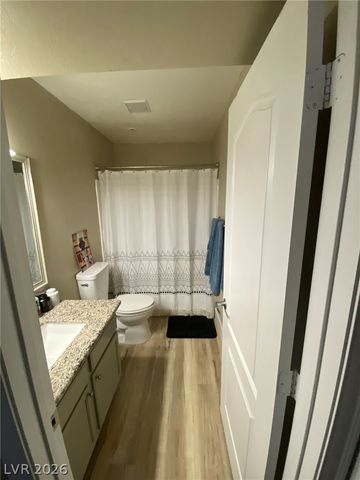7720 SECRET SHORE Drive 106, Las Vegas, NV 89128