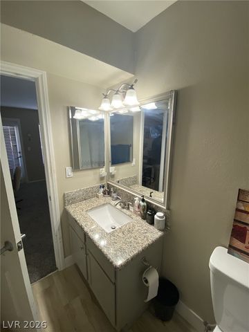 7720 SECRET SHORE Drive 106, Las Vegas, NV 89128