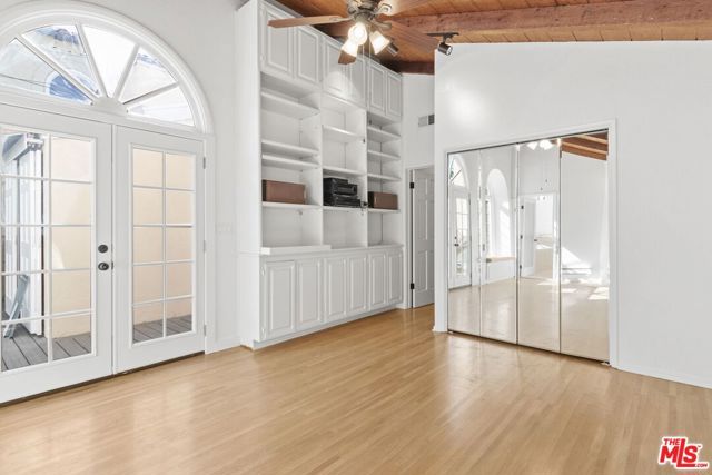 2128 Camden Avenue, Los Angeles, CA 90025