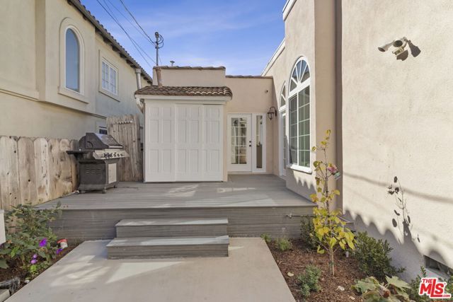 2128 Camden Avenue, Los Angeles, CA 90025