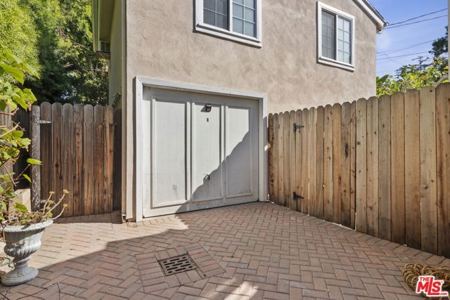 2128 Camden Avenue, Los Angeles, CA 90025