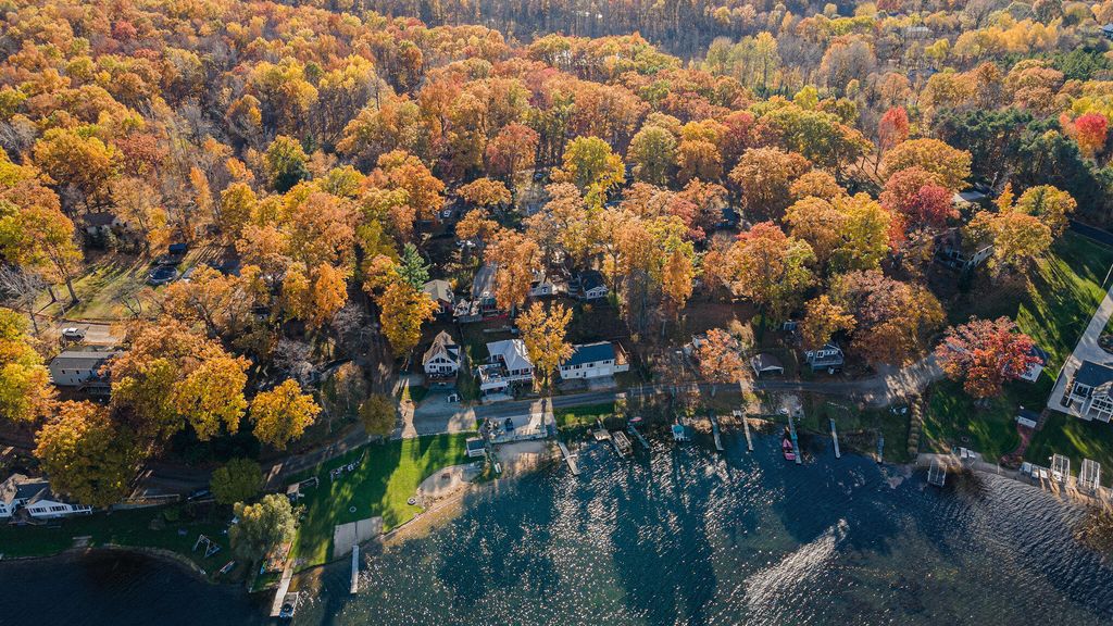 12341 Canter Drive, Belding, MI 48809