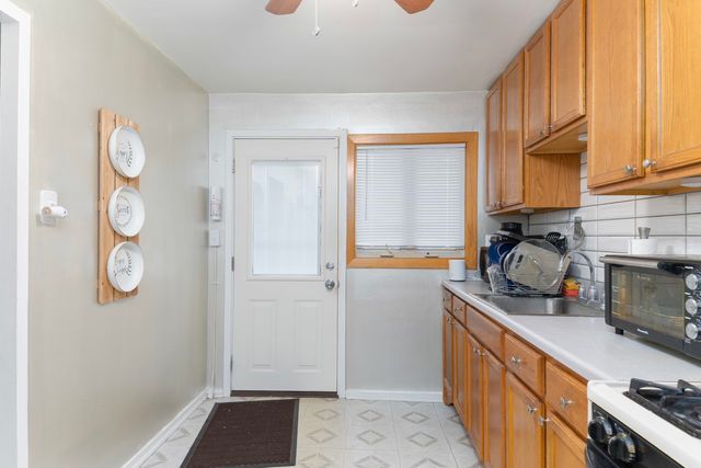 211 Ash Street, Park Forest, IL 60466