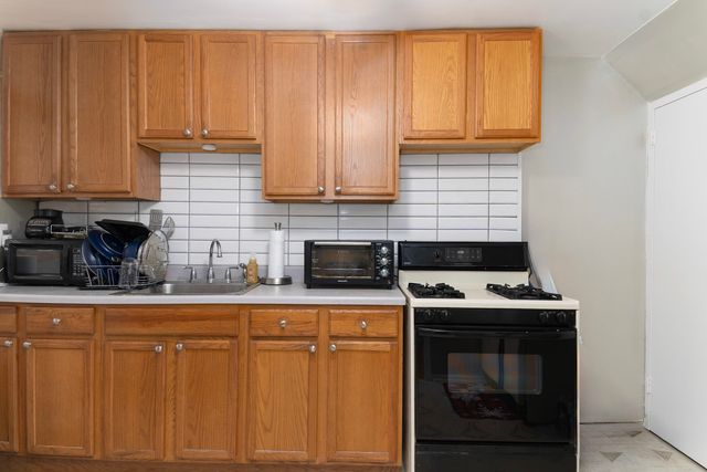 211 Ash Street, Park Forest, IL 60466