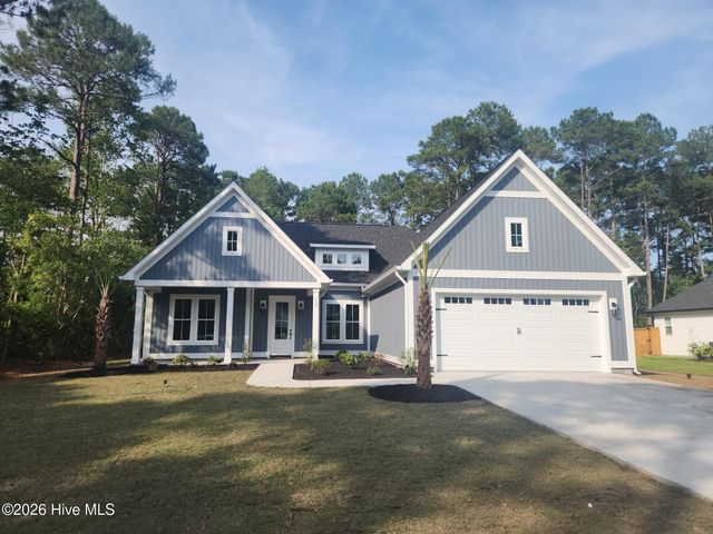 628 Boundary Loop Road NW, Calabash, NC 28467