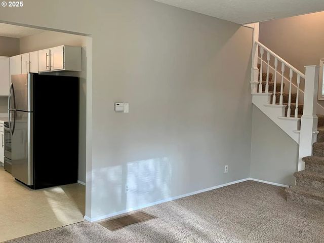 5135 Ne FLANDERS St, Portland, OR 97213