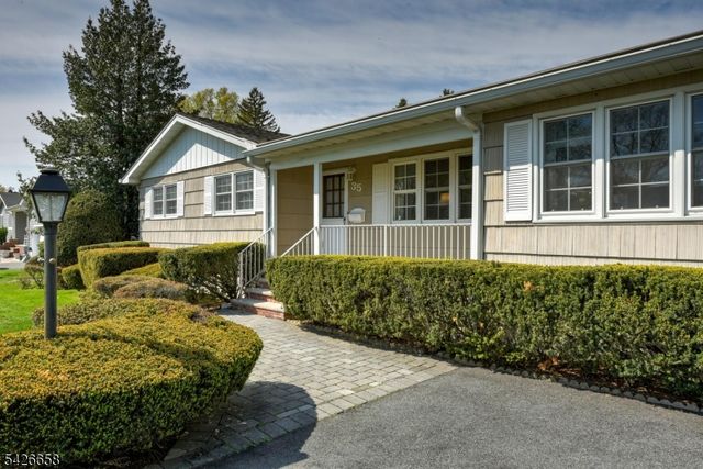 35 Payson Rd, Pequannock Twp., NJ 07440