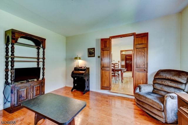 35 Payson Rd, Pequannock Twp., NJ 07440