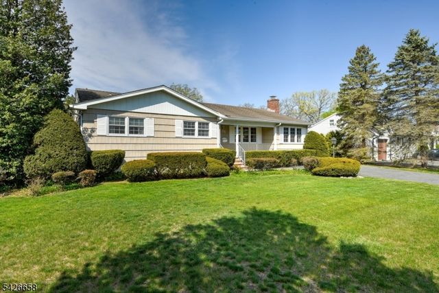 35 Payson Rd, Pequannock Twp., NJ 07440