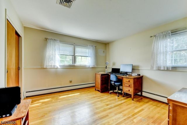 35 Payson Rd, Pequannock Twp., NJ 07440