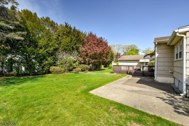 35 Payson Rd, Pequannock Twp., NJ 07440