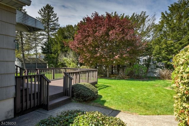 35 Payson Rd, Pequannock Twp., NJ 07440