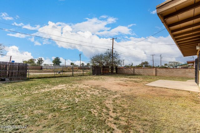 4126 E Valentine Street, Tucson, AZ 85711