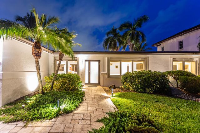 817 NE 71st Street, Boca Raton, FL 33487