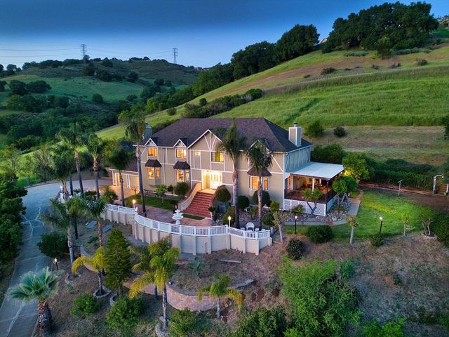 7790 Lost View Road, San Jose, CA 95120