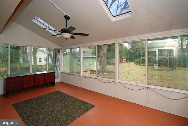 4 S LINDEN LN S, Plainsboro, NJ 08536