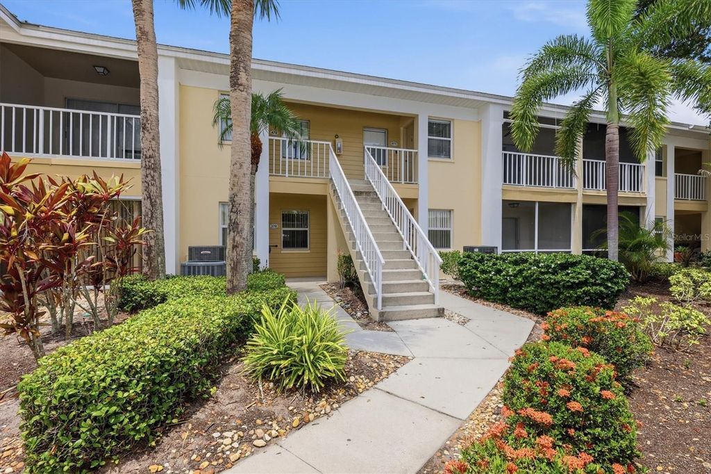 421 CERROMAR TERRACE 370, Venice, FL 34293