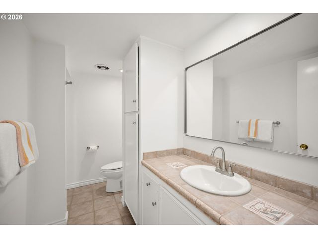 4480 Nw MALHUER Ave, Portland, OR 97229