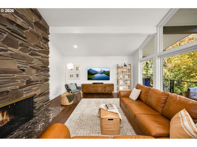 4480 Nw MALHUER Ave, Portland, OR 97229
