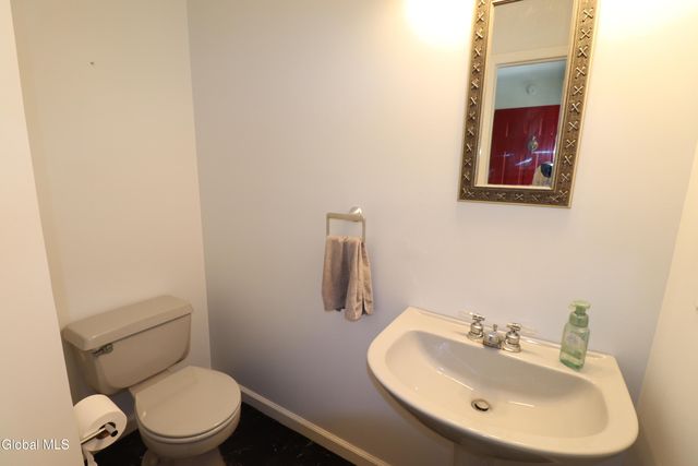 6967 Suzanne Court, Guilderland, NY 12303