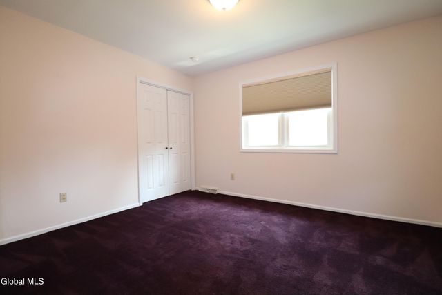 6967 Suzanne Court, Guilderland, NY 12303