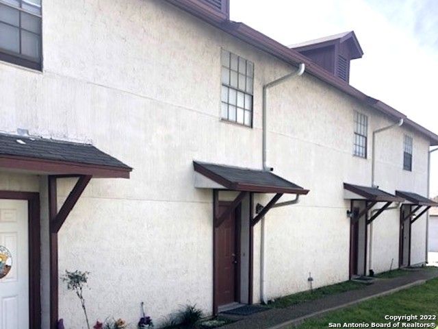 554 Dukeway Apt 1, Universal City, TX 78148