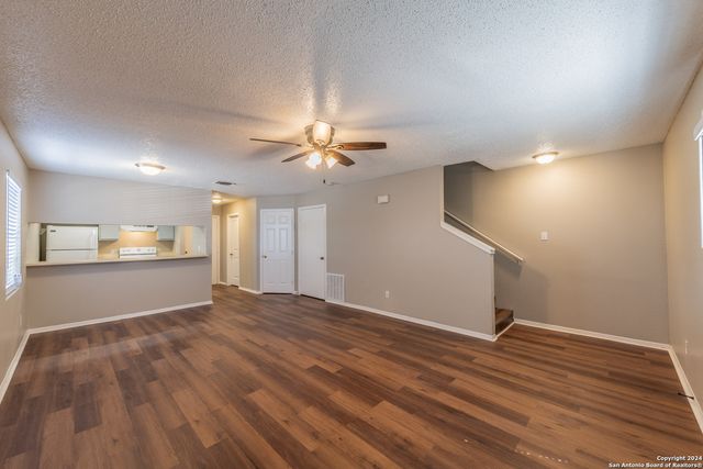 554 Dukeway Apt 1, Universal City, TX 78148