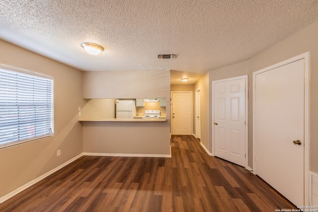 554 Dukeway Apt 1, Universal City, TX 78148