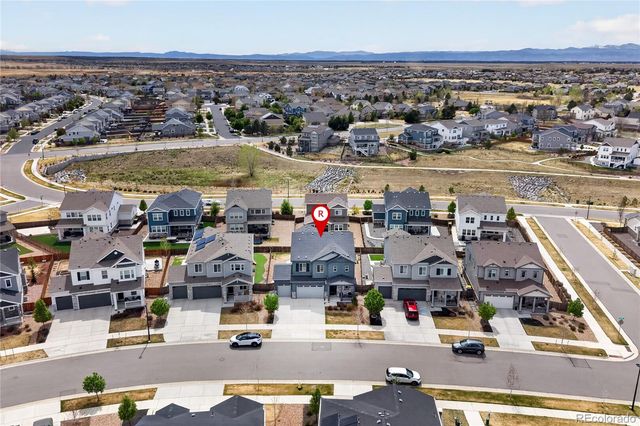 127 N Oak Hill Way, Aurora, CO 80018