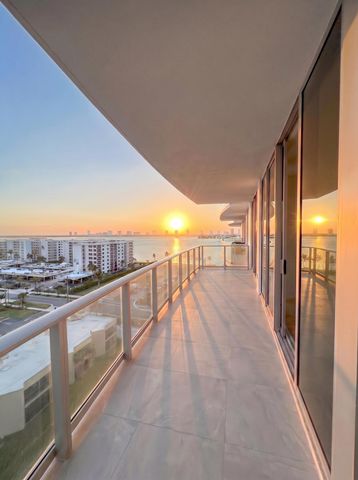220 Lake Shore Drive, Lake Park, FL 33403