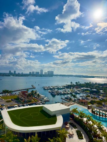 220 Lake Shore Drive, Lake Park, FL 33403