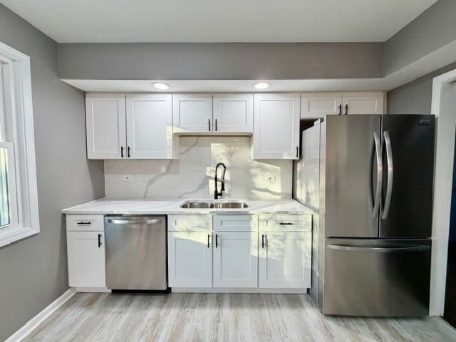 22W070 Byron Avenue, Addison, IL 60101