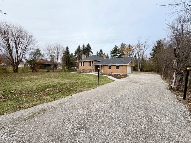 22W070 Byron Avenue, Addison, IL 60101