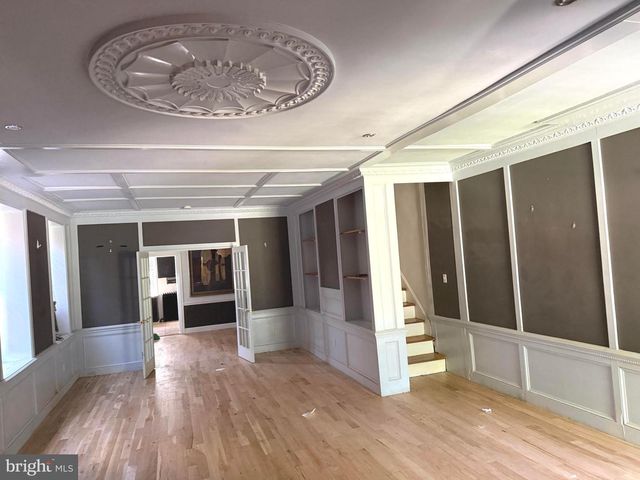 1208 MAIN ST, Darby, PA 19023