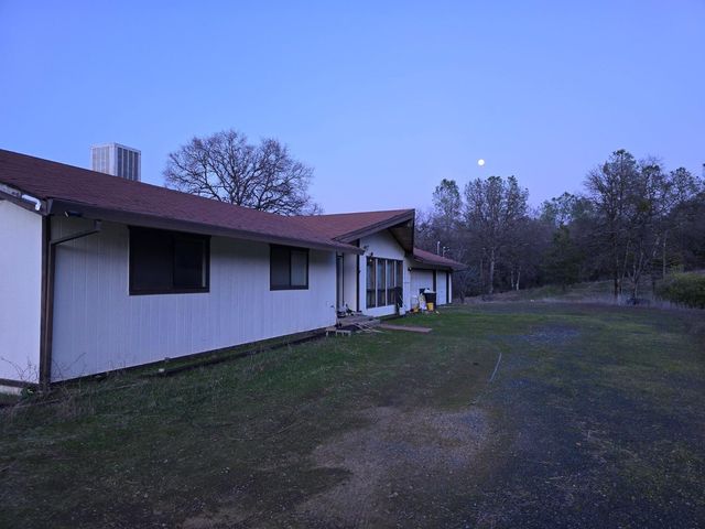 174 Hope Ln, Oroville, CA 95966