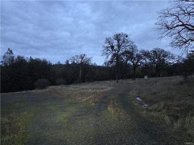 174 Hope Ln, Oroville, CA 95966