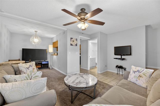 1879 LICHEN LANE B, Clearwater, FL 33760