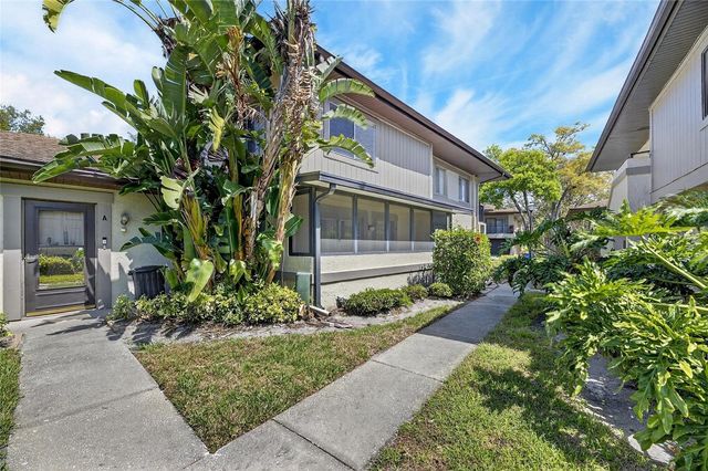 1879 LICHEN LANE B, Clearwater, FL 33760