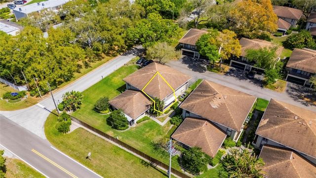 1879 LICHEN LANE B, Clearwater, FL 33760