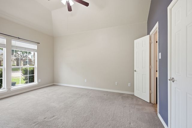 10 Saddlewood Court, Mansfield, TX 76063