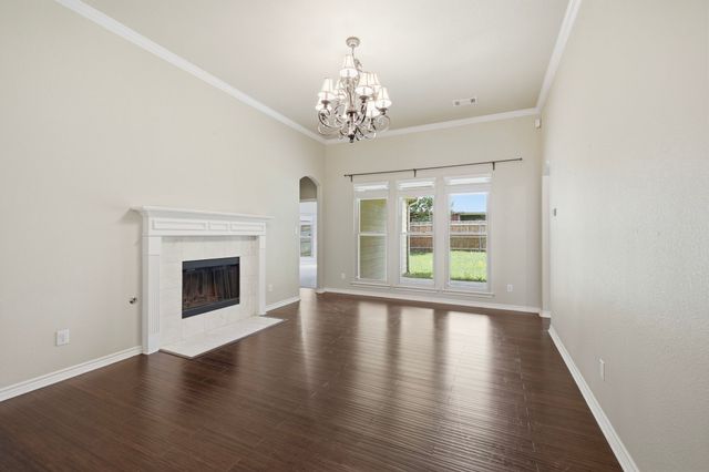 10 Saddlewood Court, Mansfield, TX 76063