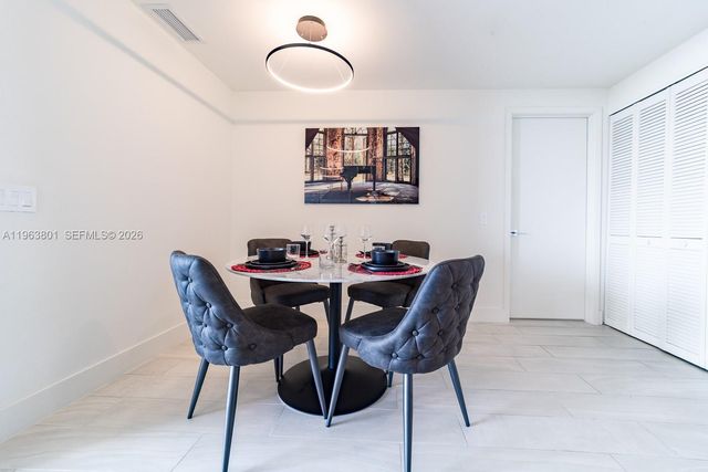 2000 Metropica Way 806, Sunrise, FL 33323