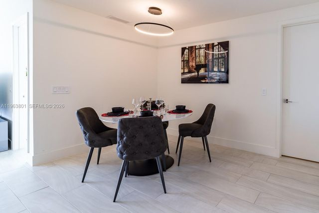 2000 Metropica Way 806, Sunrise, FL 33323